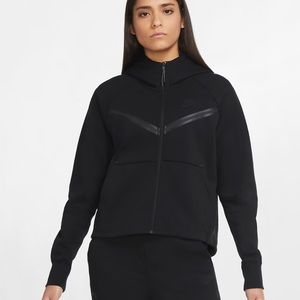 Nike womens techfit jacket black
